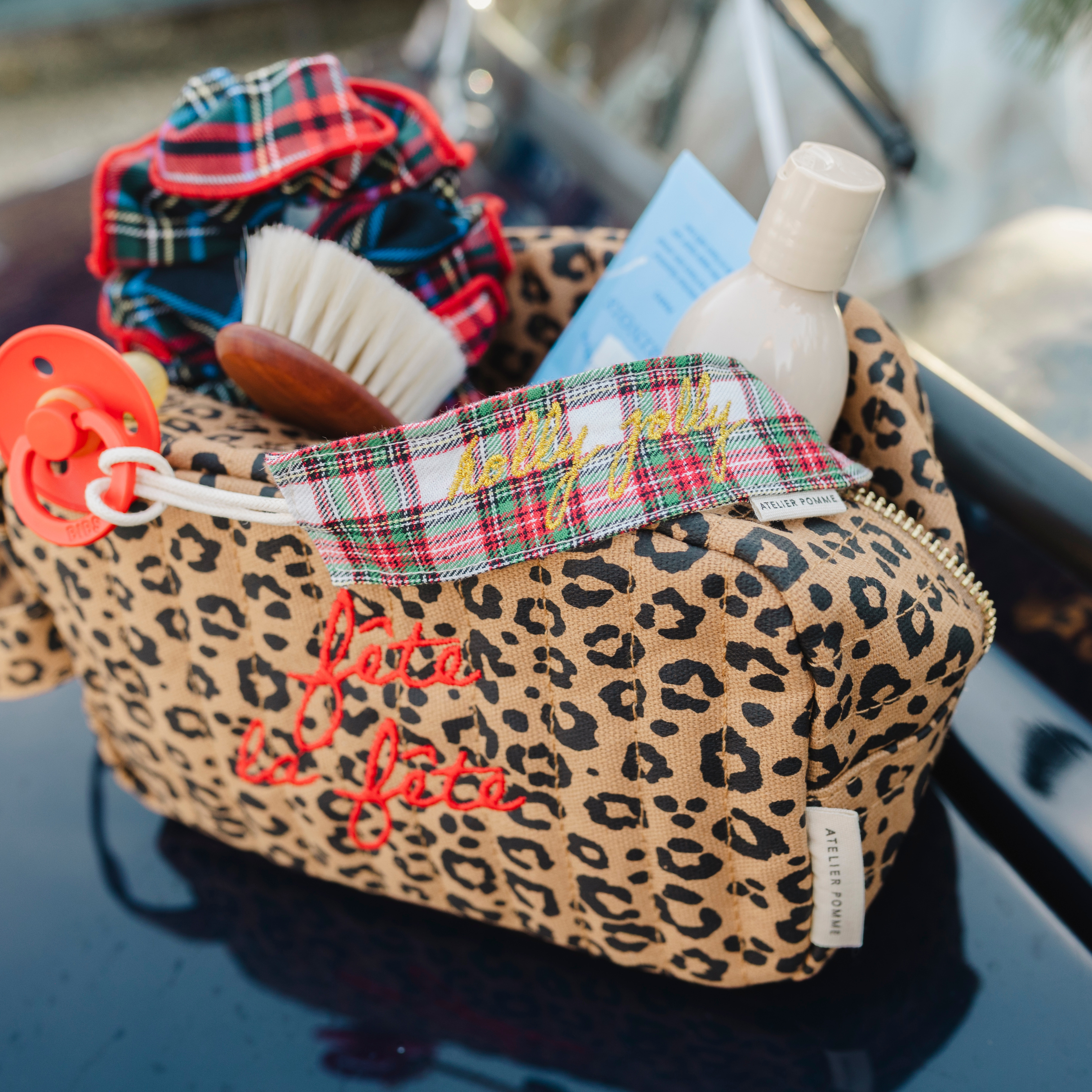 POUCH LEOPARD | ÉDITION DE NOËL