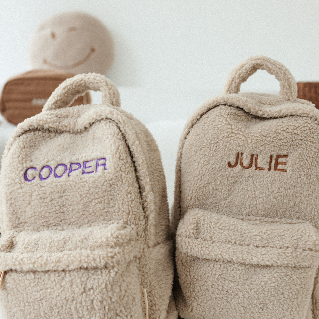 Een teddy rugzak met personalisatie