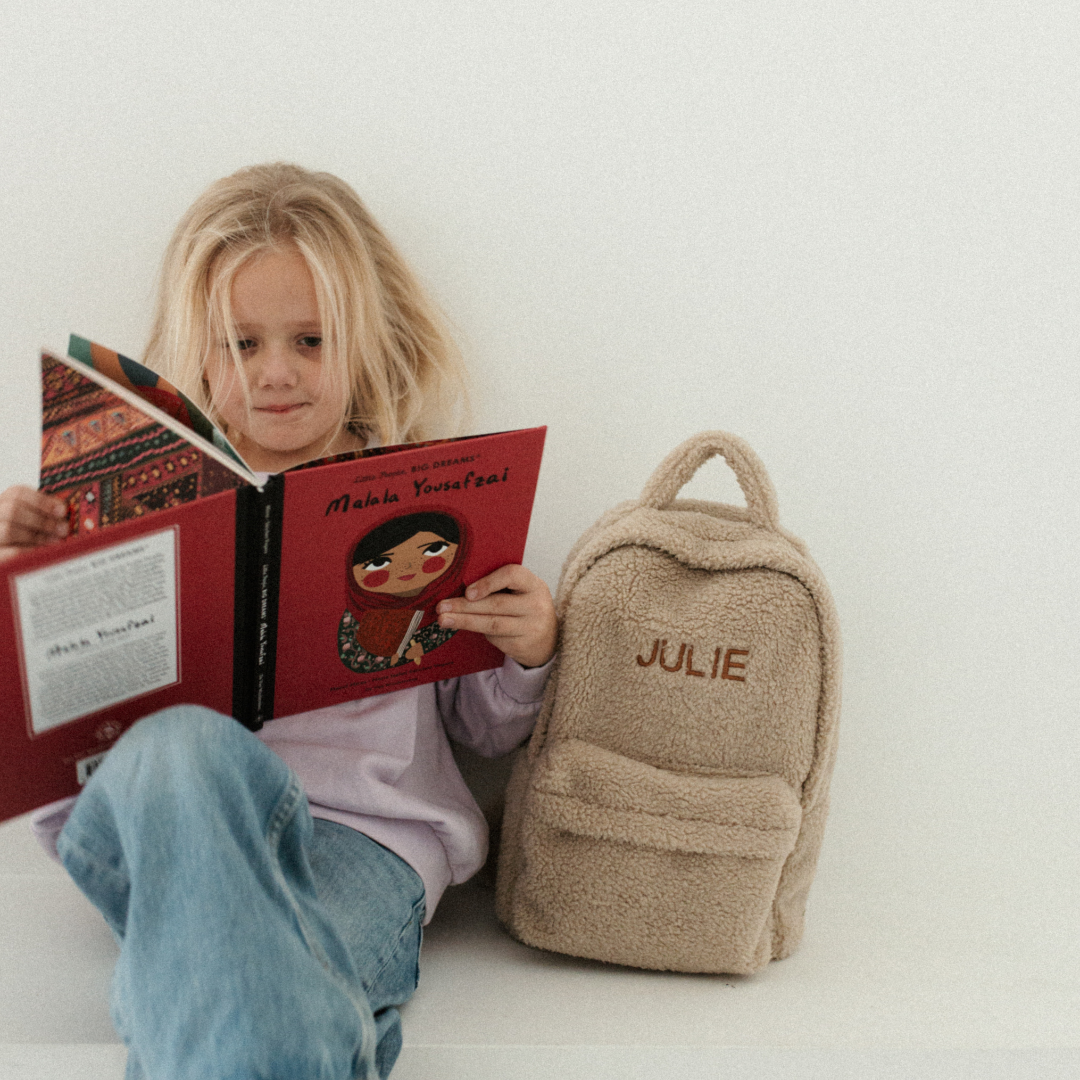 Een teddy rugzak met personalisatie