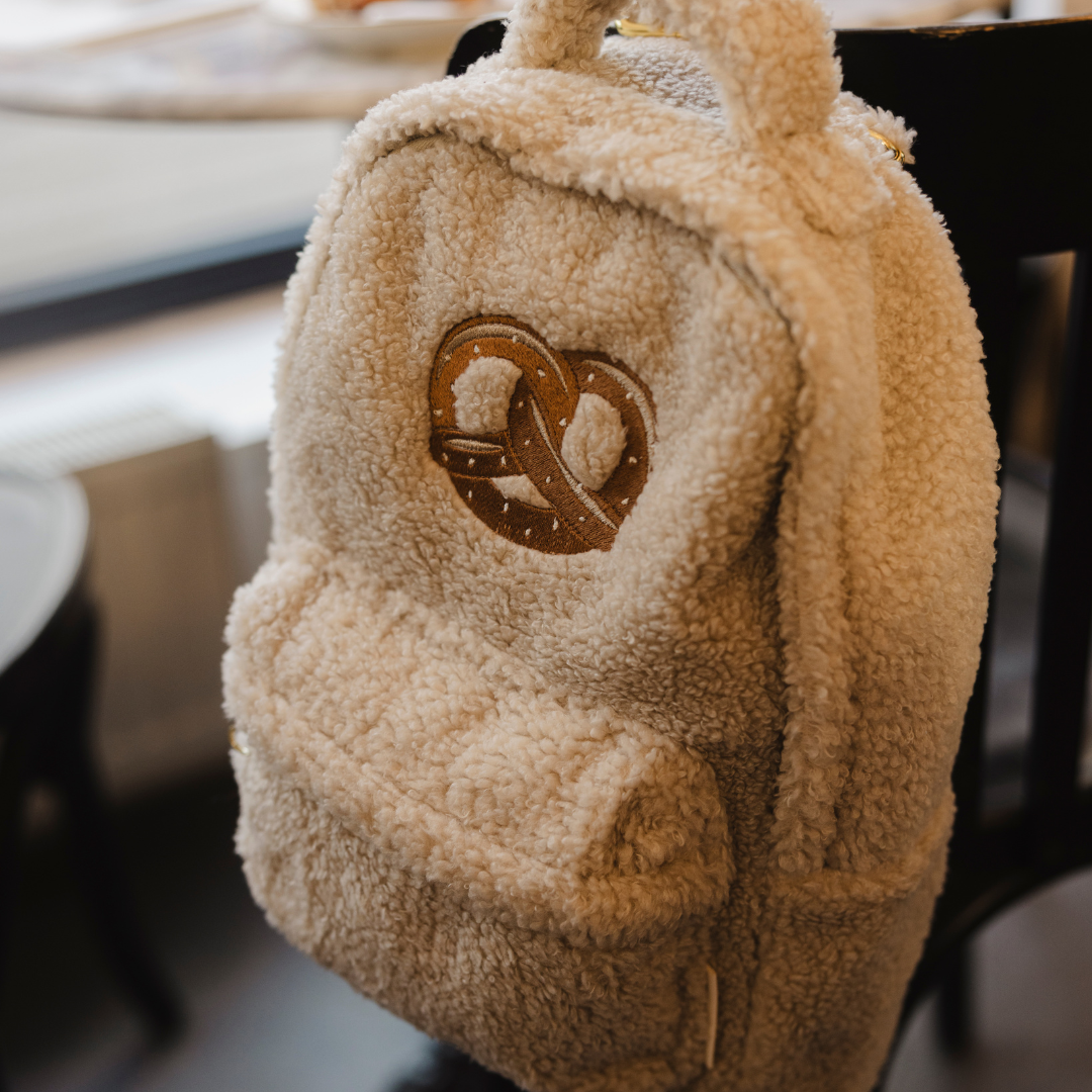 Een teddy rugzak met personalisatie