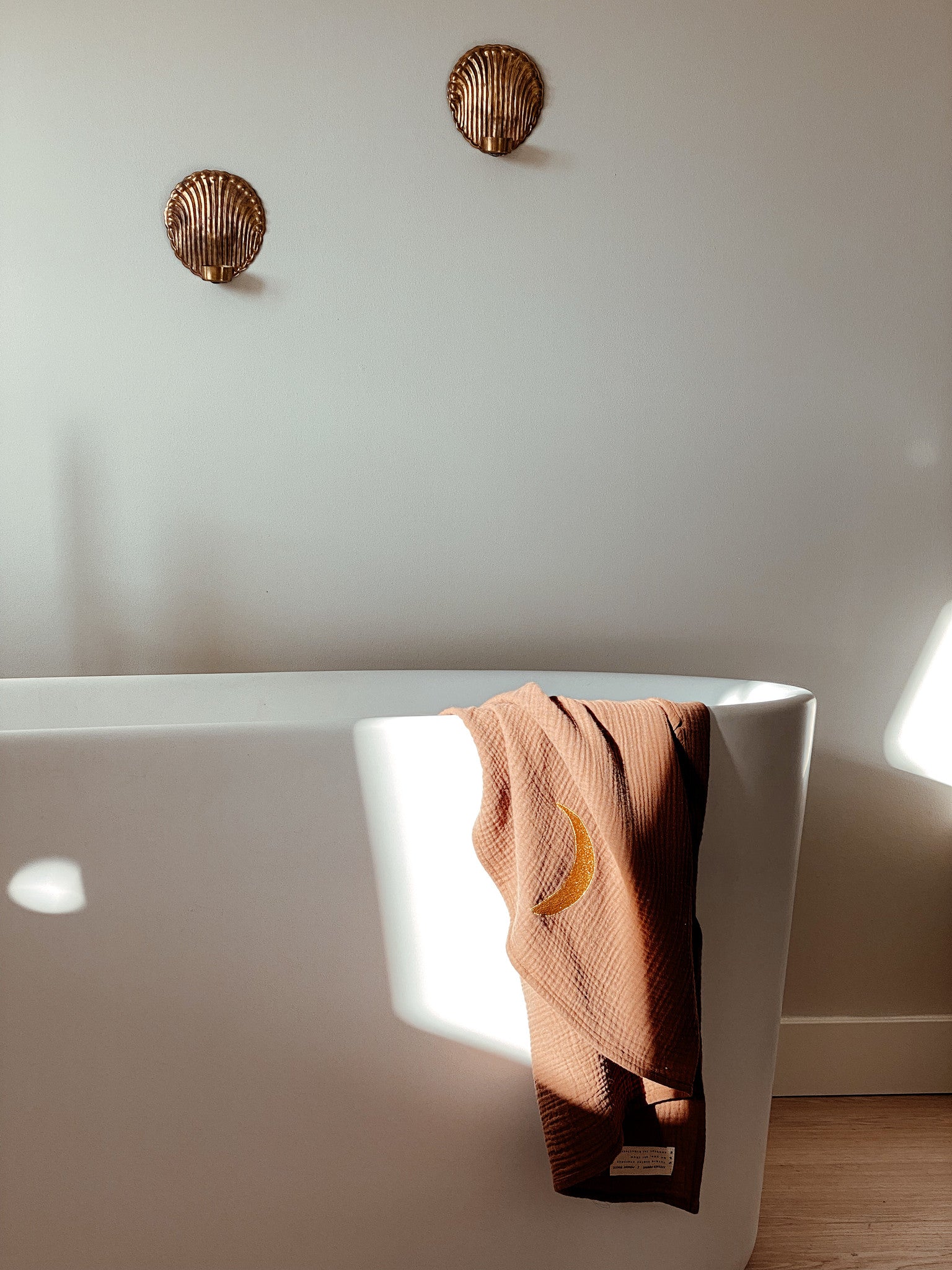 Giant swaddle better brownie