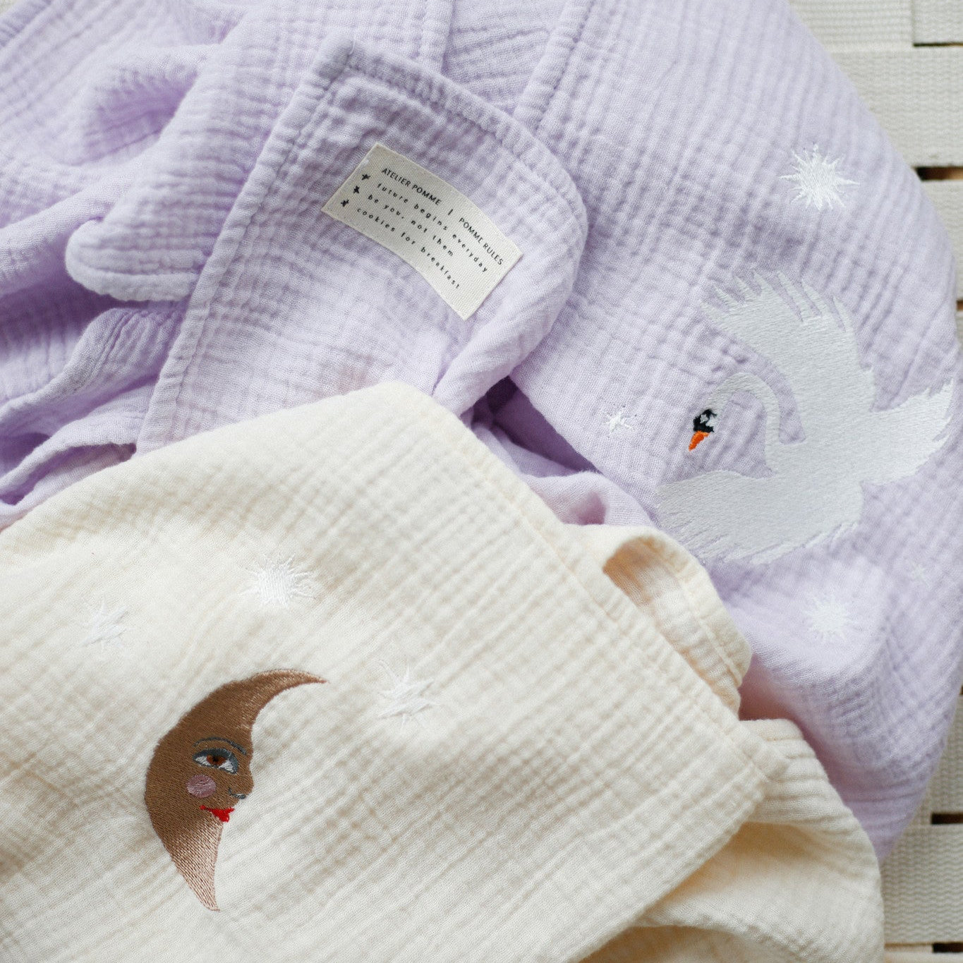 Huge towel lucky lila