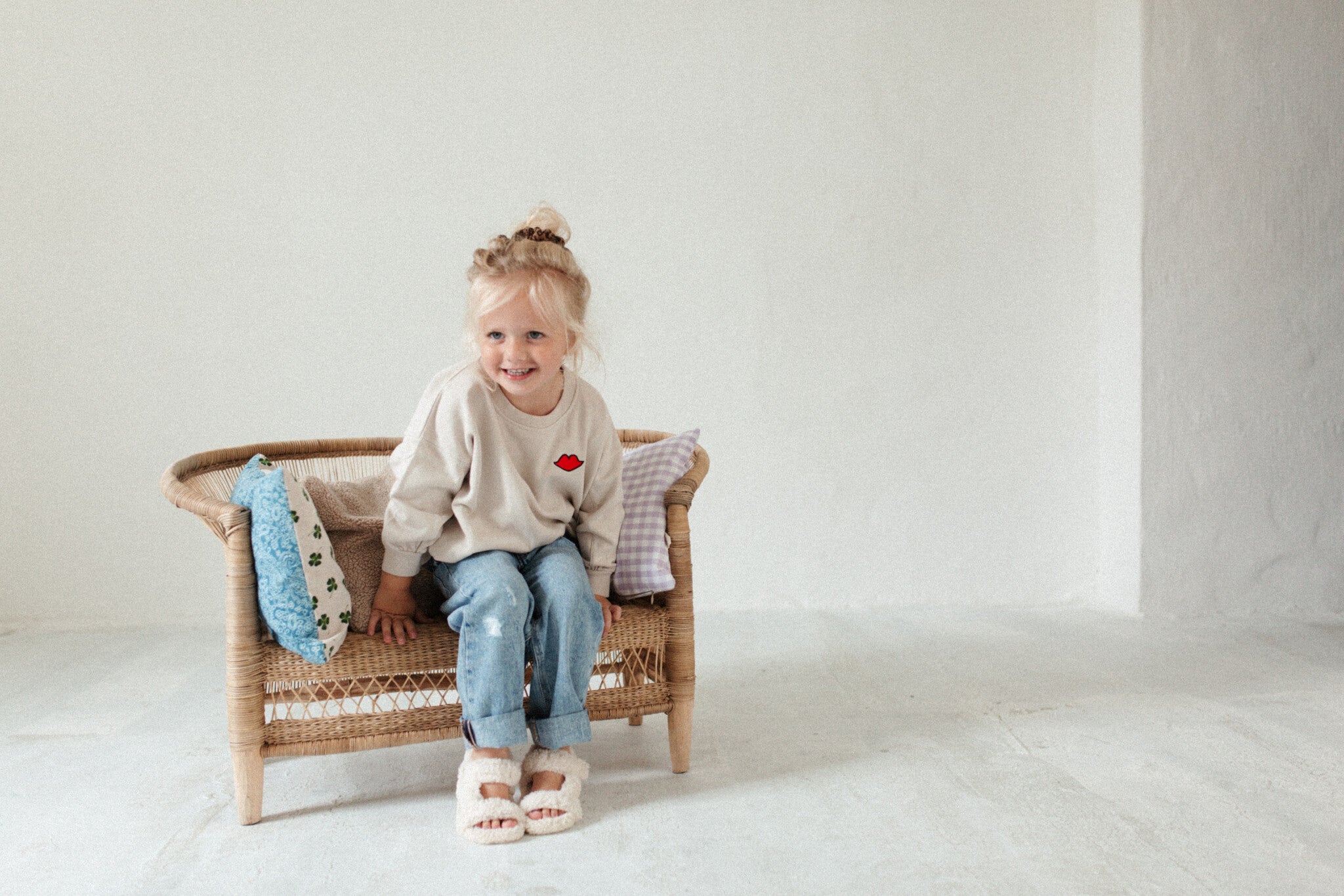 Malawi kids loveseat