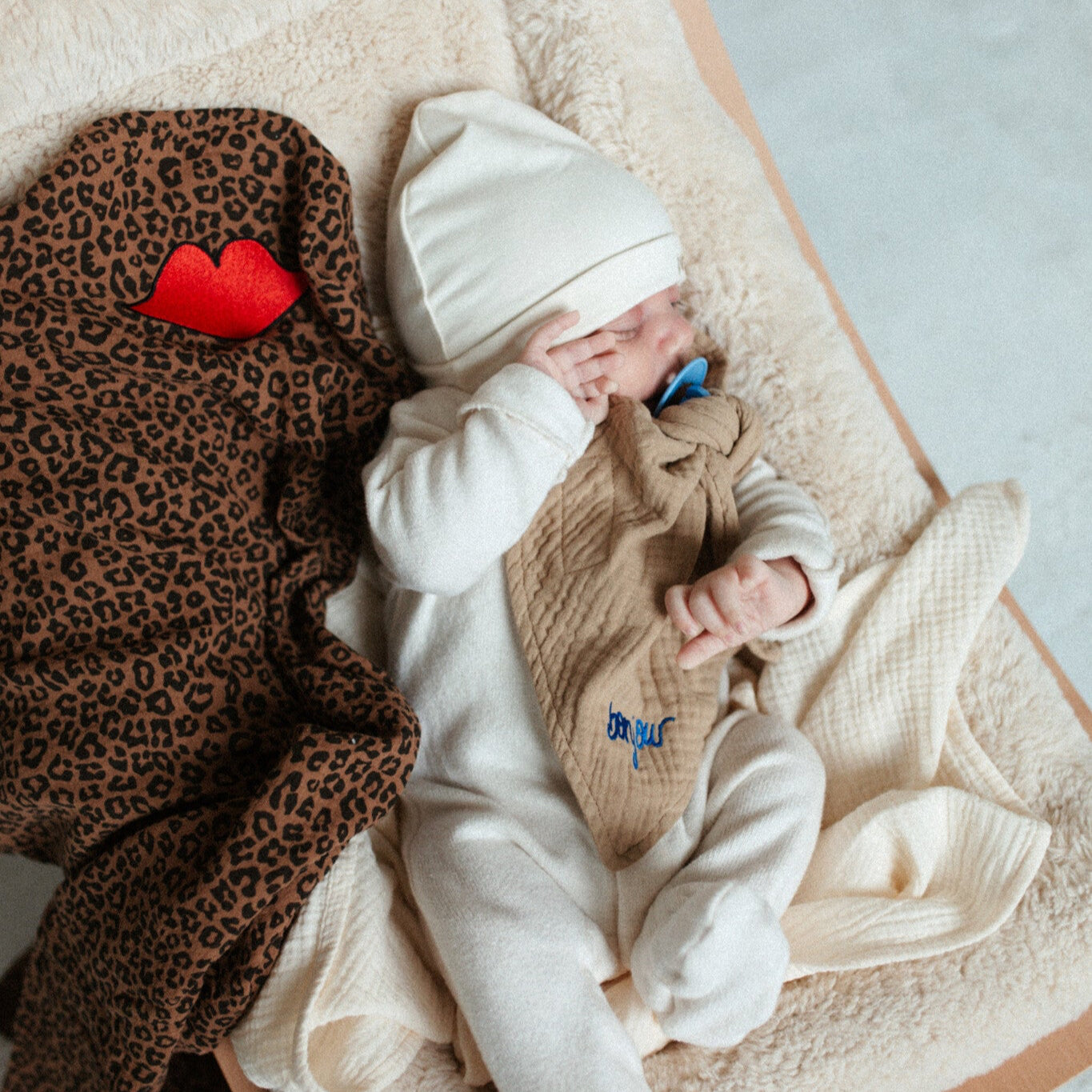 Speendoekje fine brown