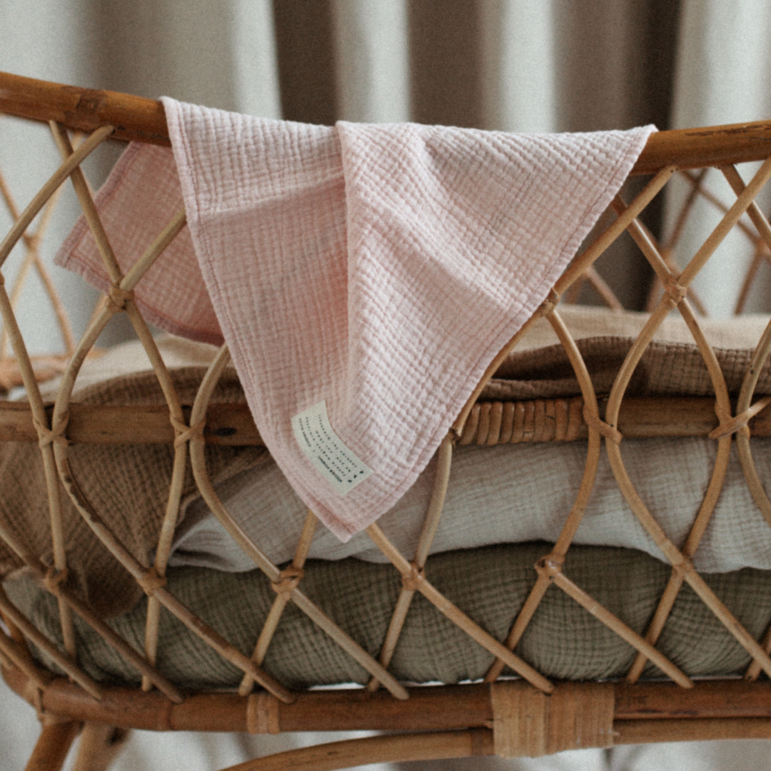 Petit towel pinky promise