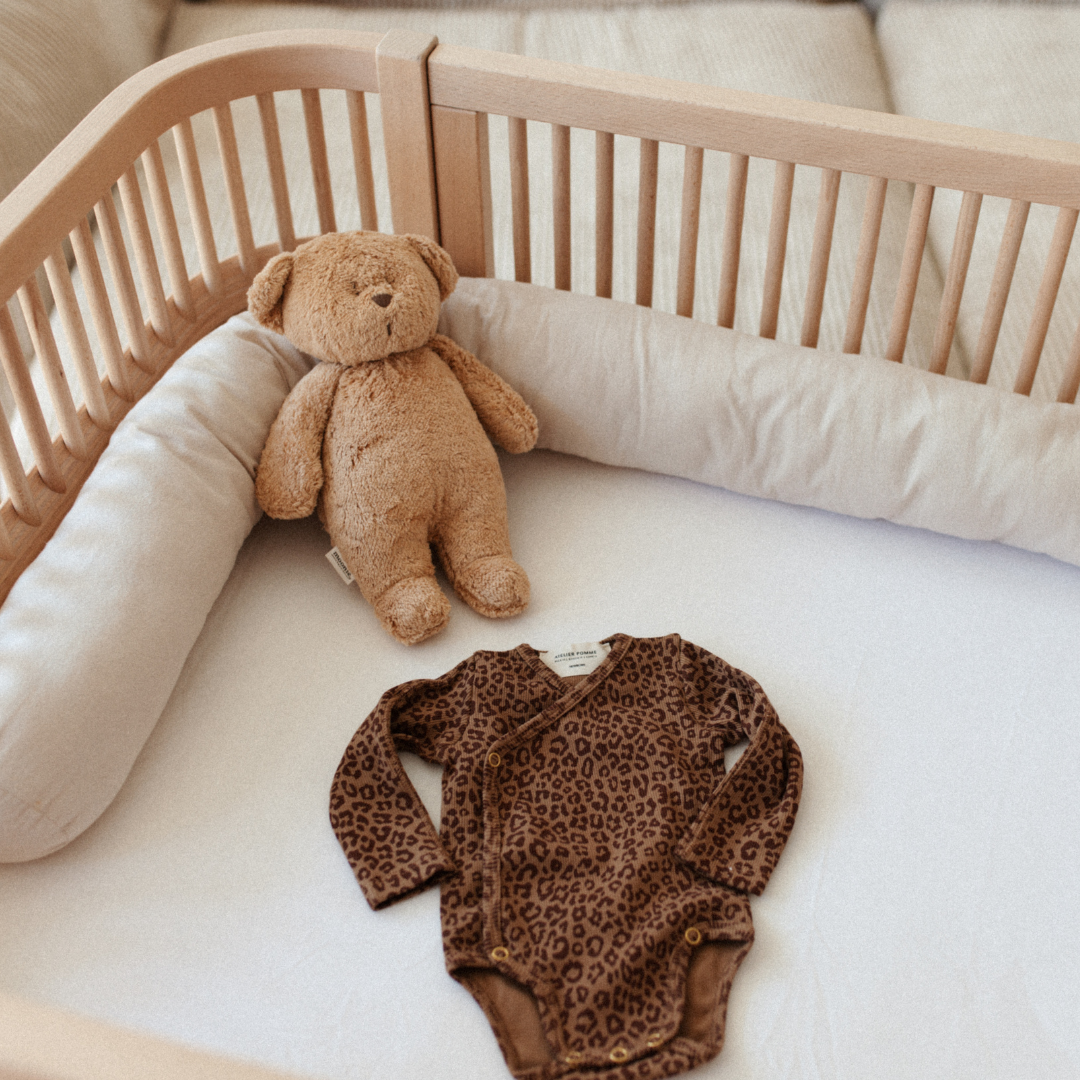 Romper wrap the baby leopard