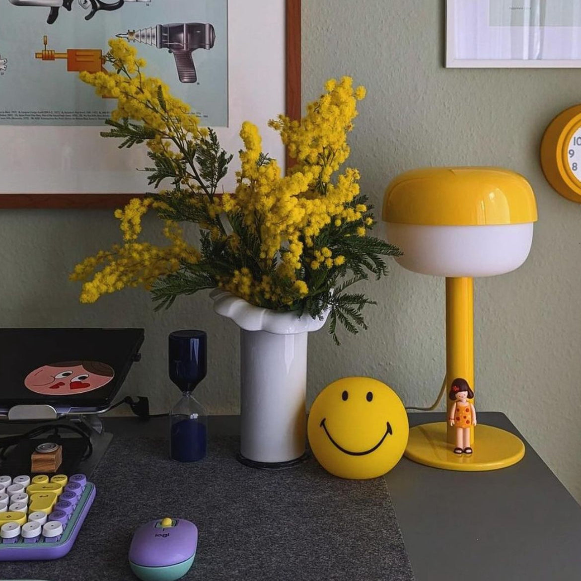 Een smiley lamp in het geel