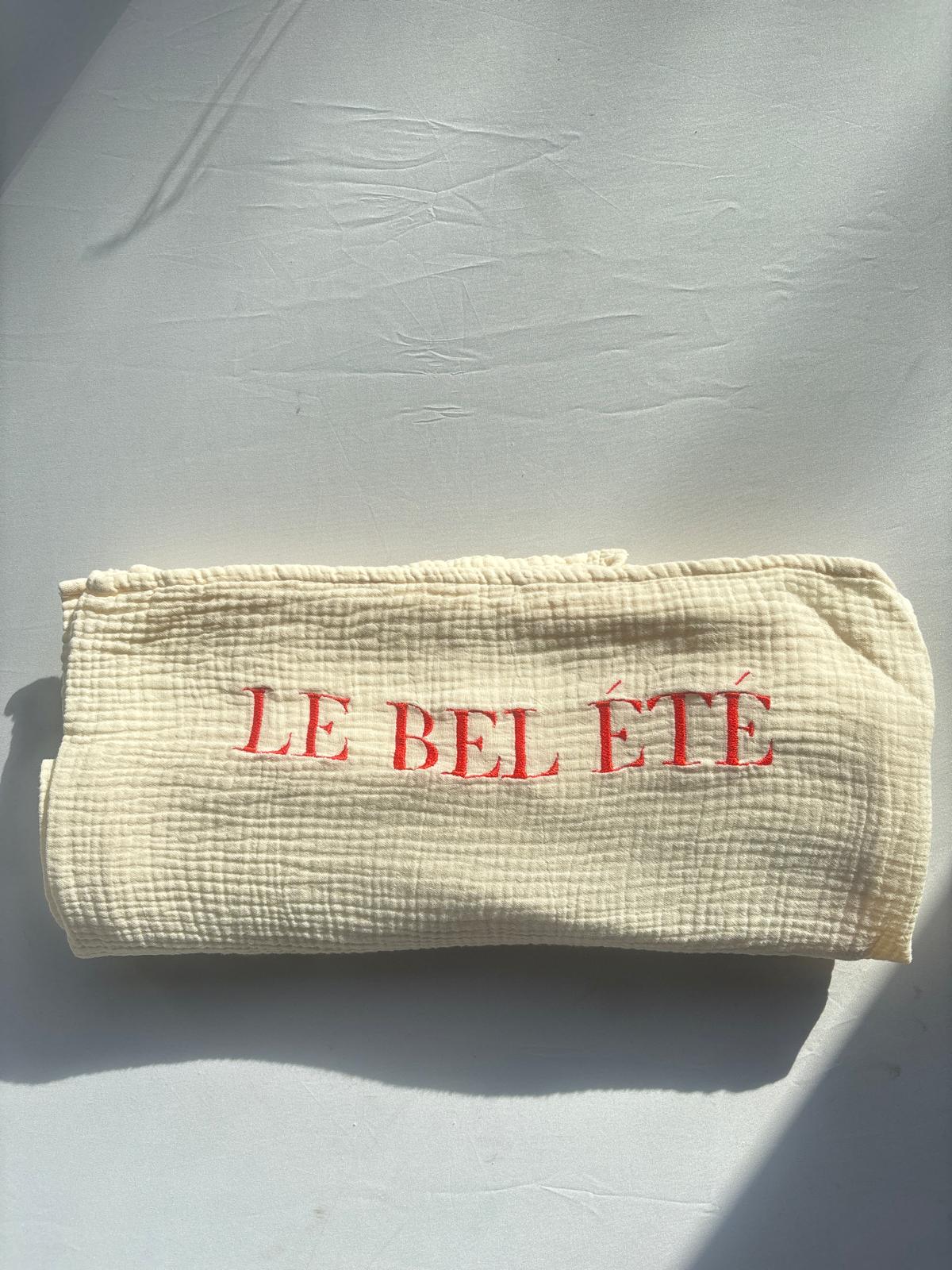 SAMPLE SALE | Giant Swaddle Cosy White Le Bel ĂTĂ
