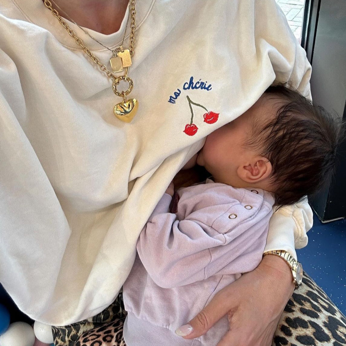 Woman sweater cosy white