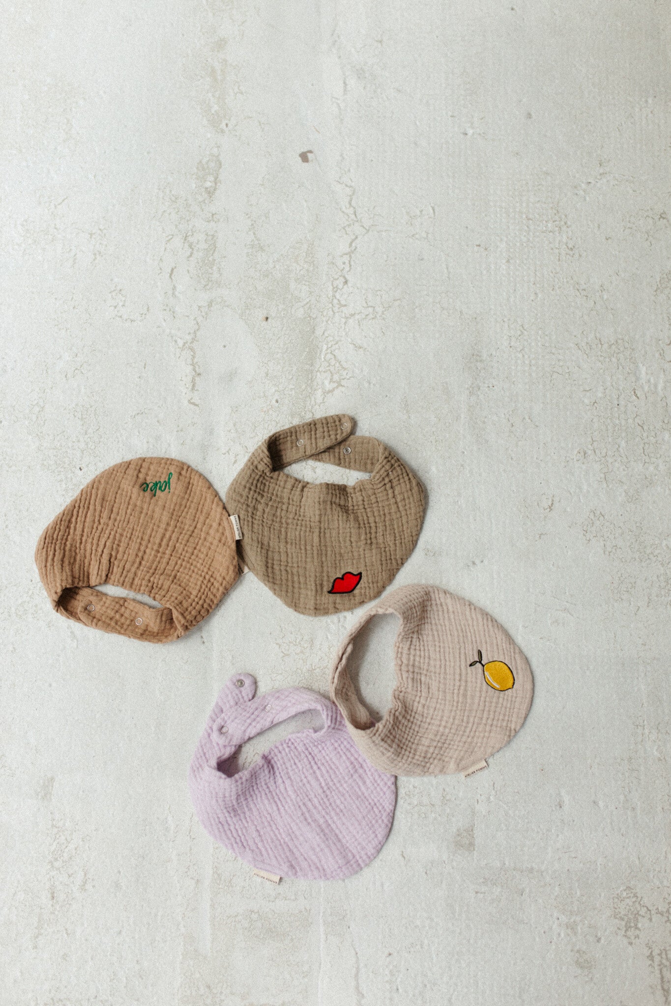 TINY BIB | LUCKY LILA