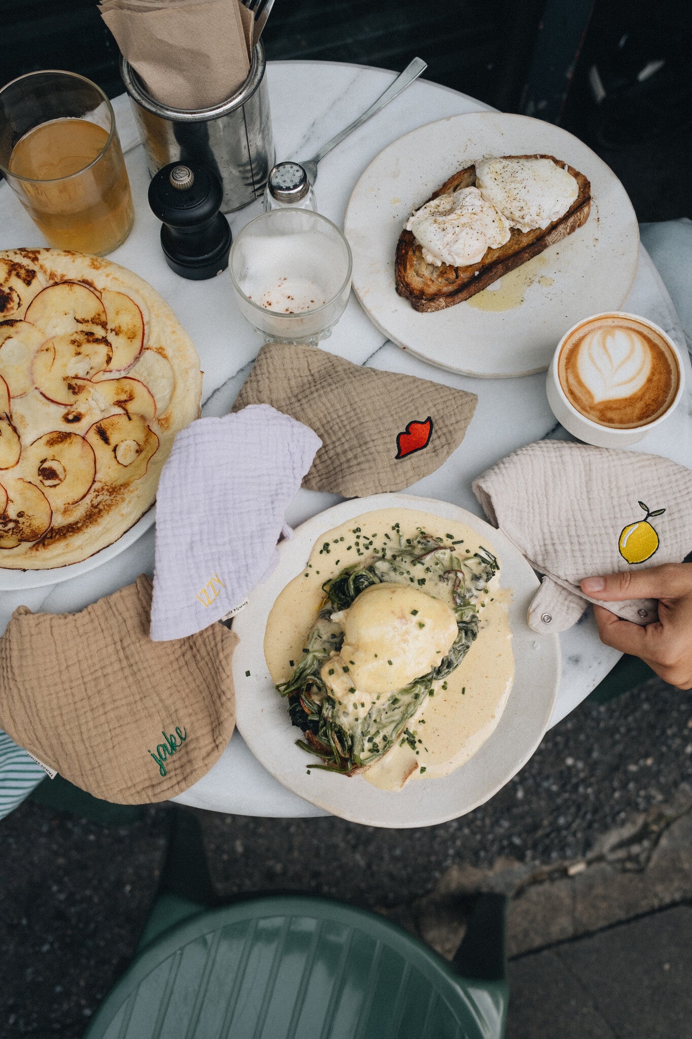 TINY BIB | LUCKY LILA