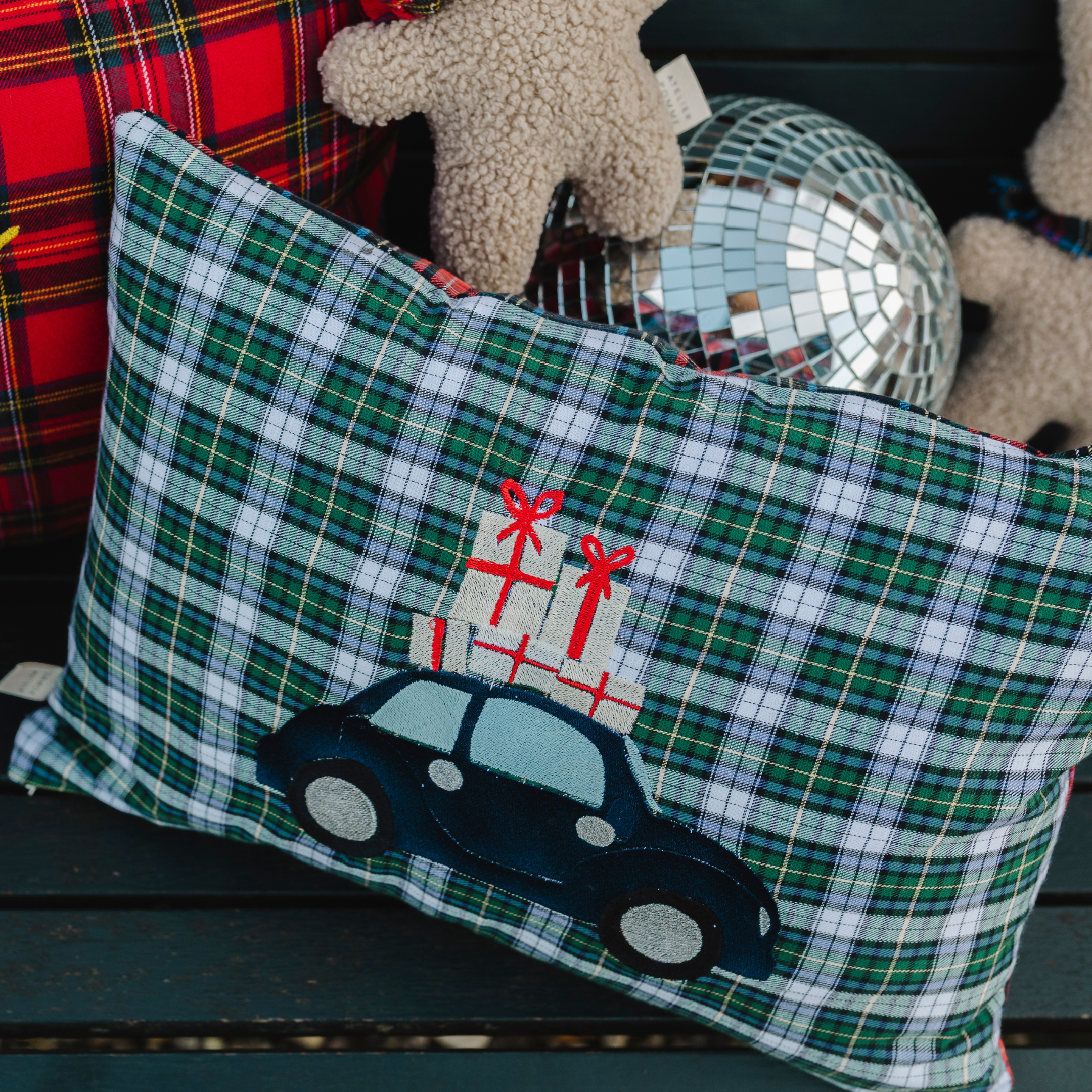 CUSHION | ĂDITION DE NOĂL BLEU