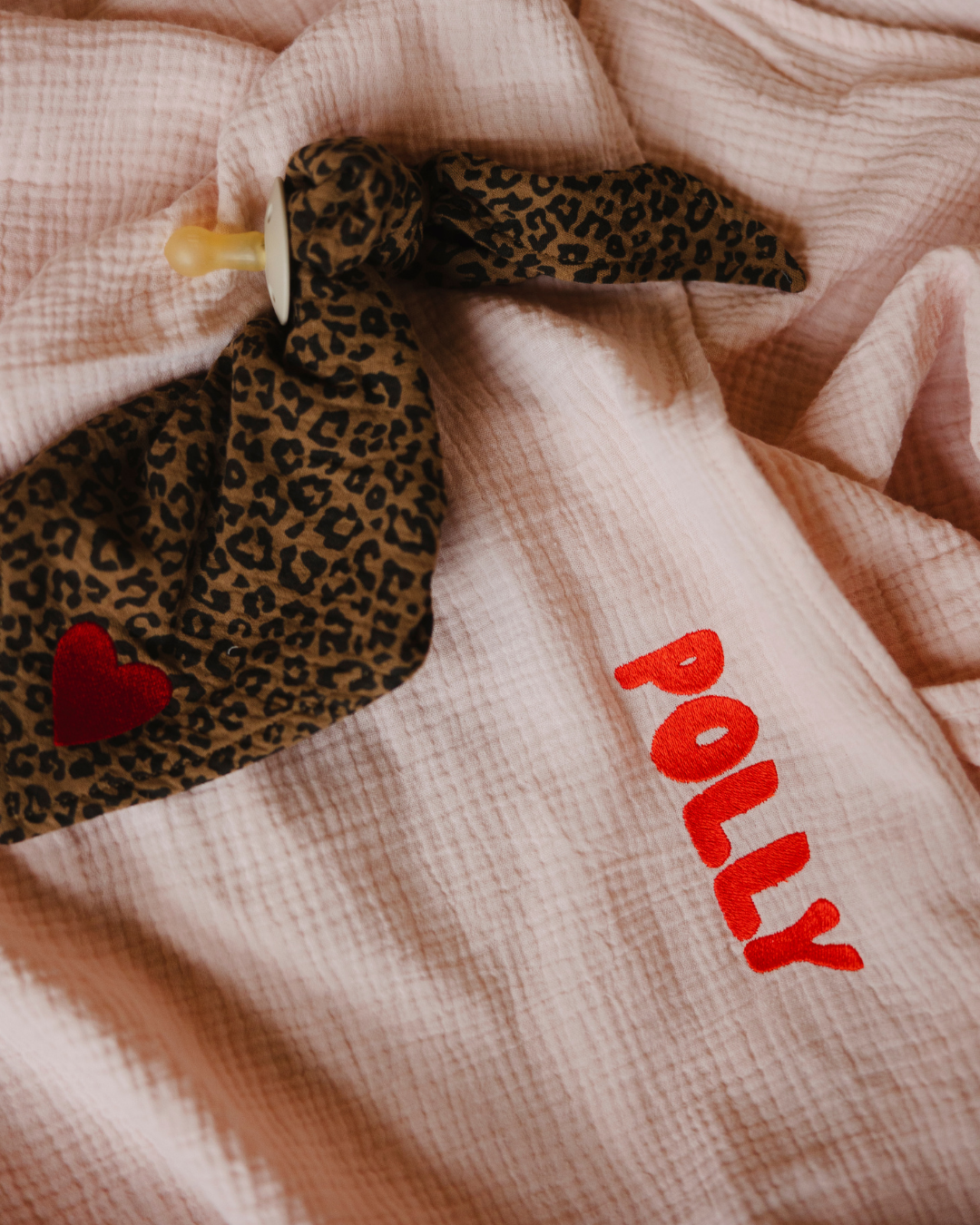 HUGE TOWEL | PINKY PROMISE