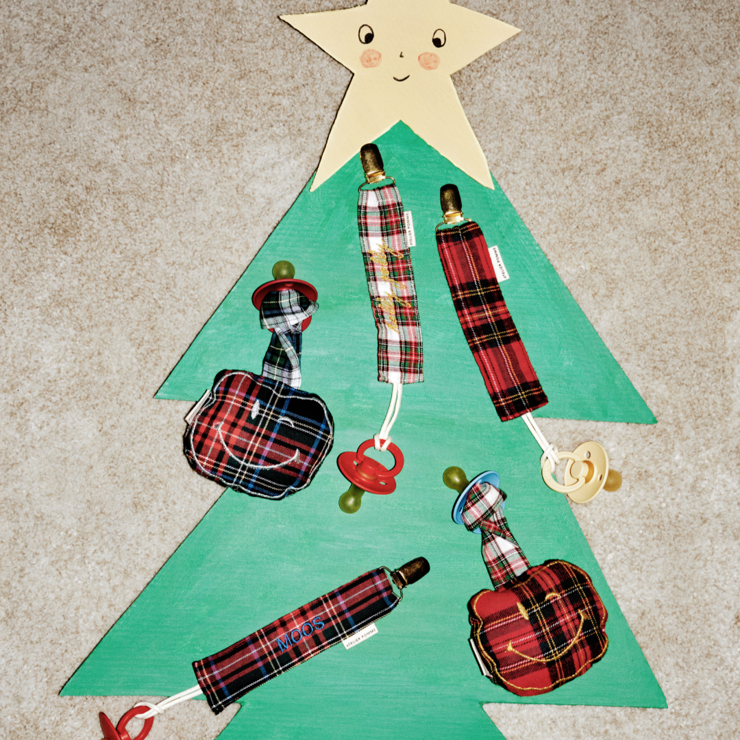 PACIFIER CORD | PETIT TARTAN ROUGE