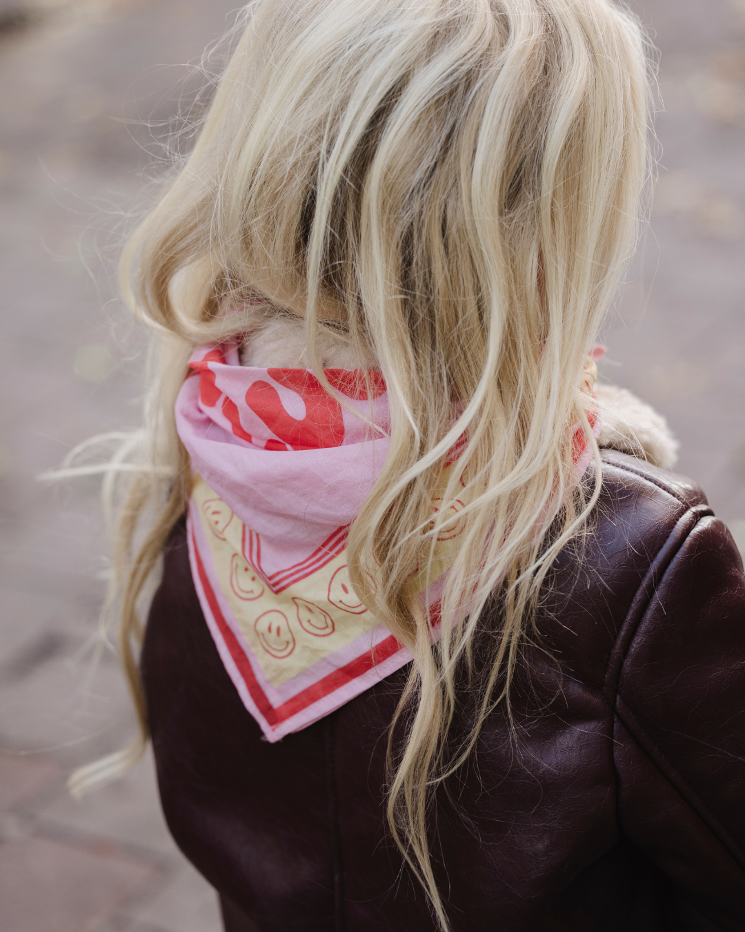 SCARF POMME CLUB SMILEY | BLOWY BUBBLEGUM