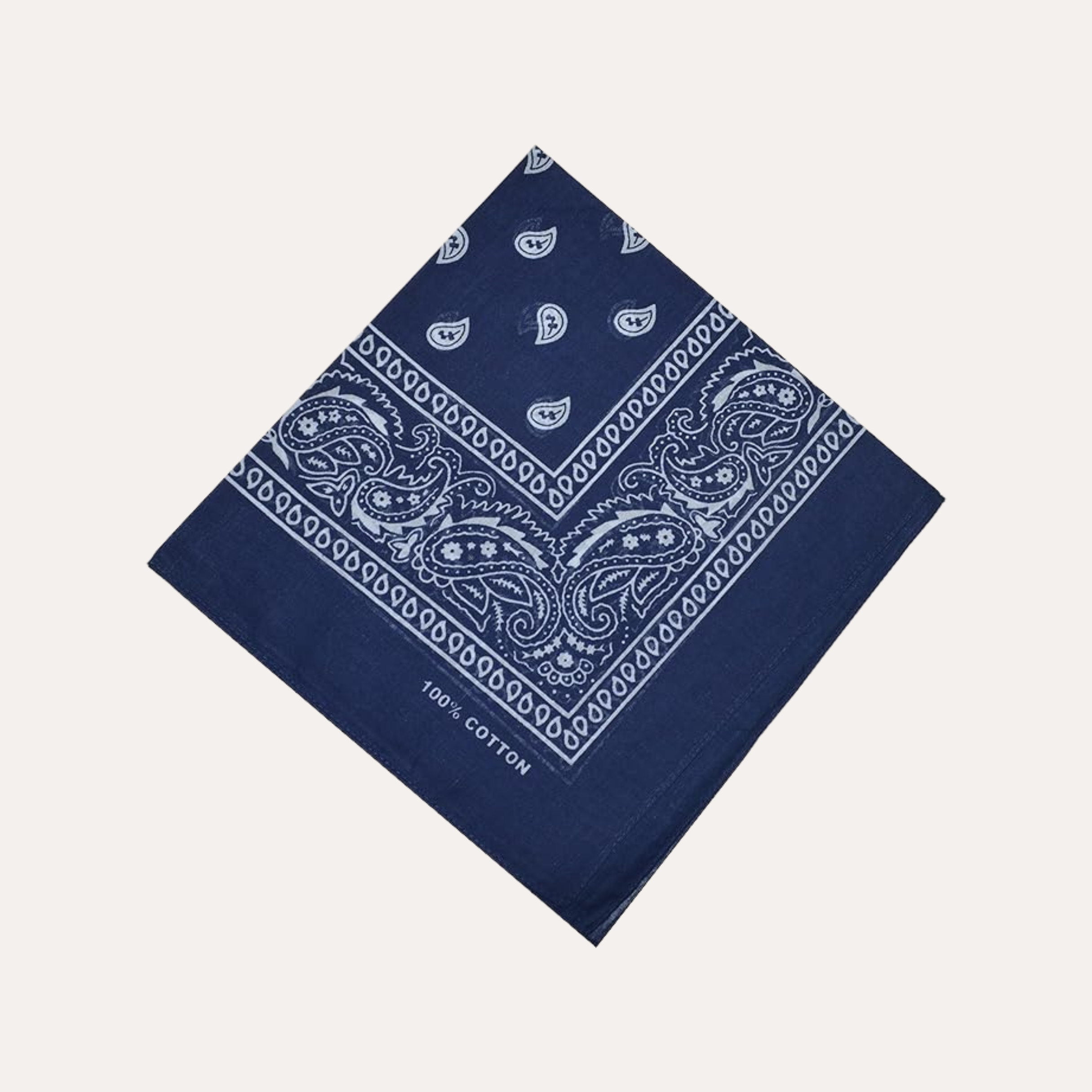 Een donkerblauwe bandana sjaal met personalisatie 