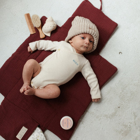 CHANGING PAD TO GO  | BURGUNDY BOO