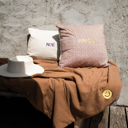 cushion bloemen met gepersonaliseerde tekst