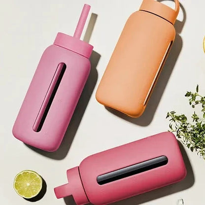 Verschillende kleuren drinkflessen