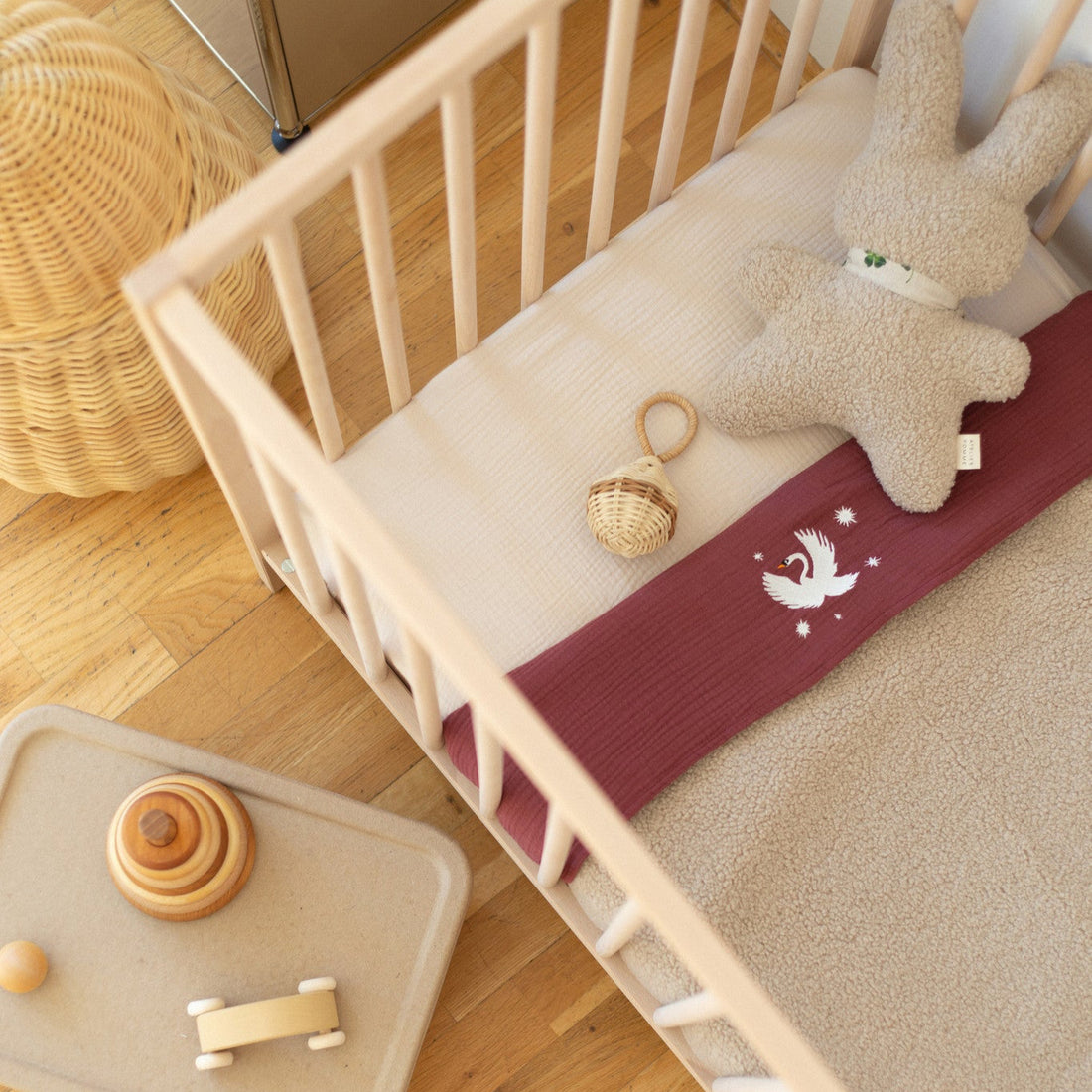 Flat sheet cot