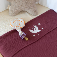 FLAT SHEET CRIB | BURGUNDY BOO