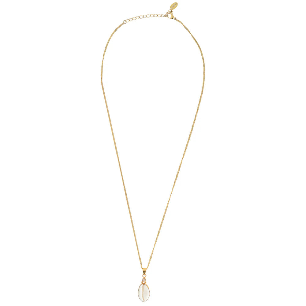 Muschelanhänger mit Goldkette