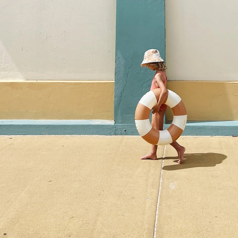  ICONIC FLOATS | DOLCE