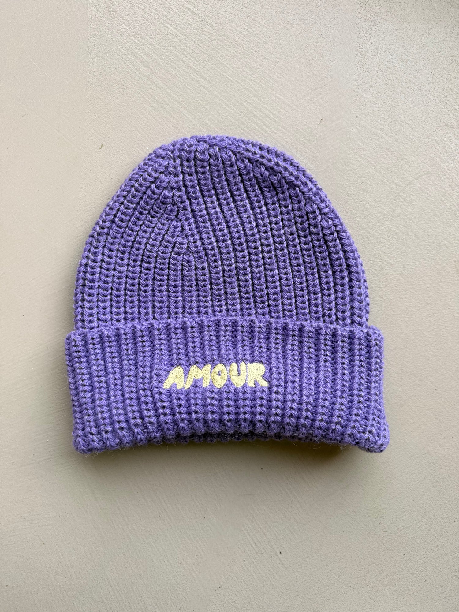 WMN BEANIE | BLOWY BUBBLEGUM