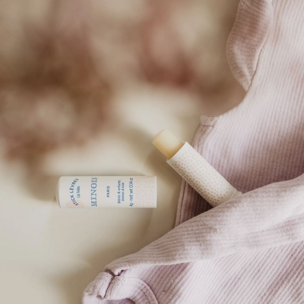 LIP STICK
