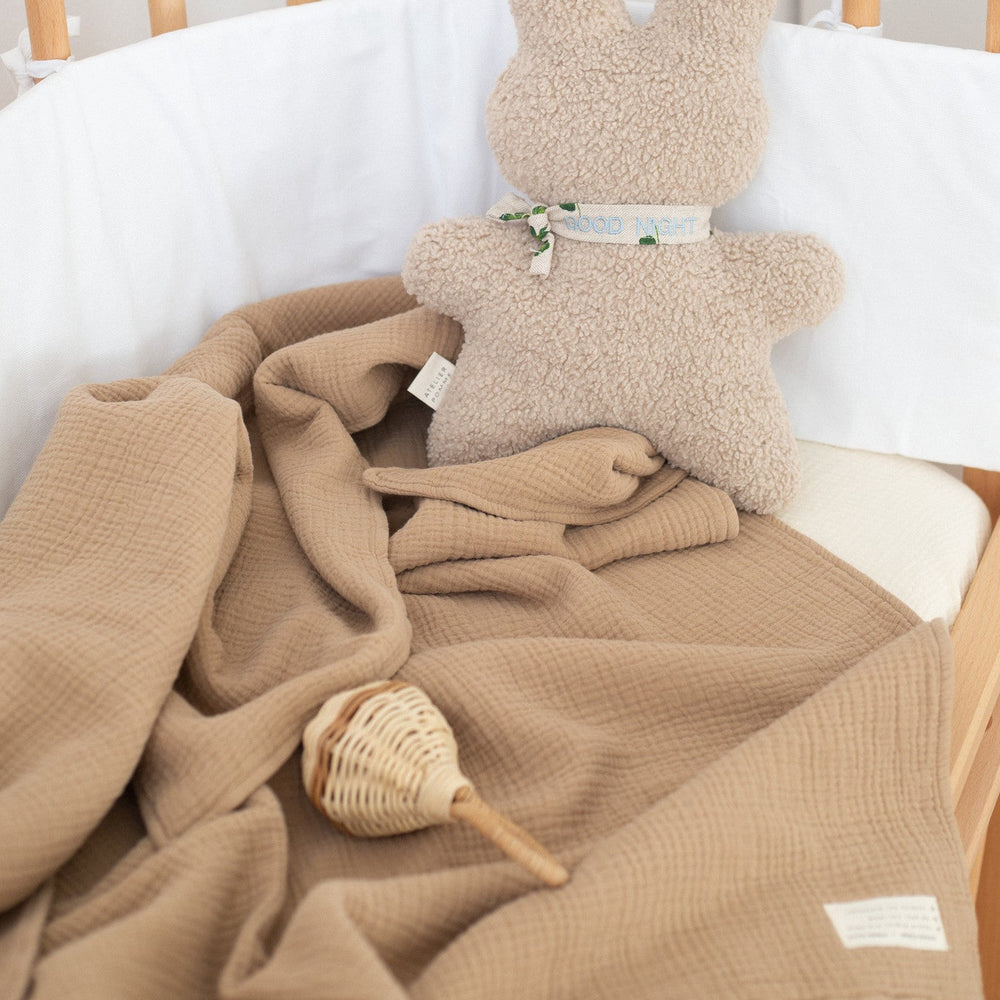 MUSLIN BLANKET CRIB | FINE BROWN