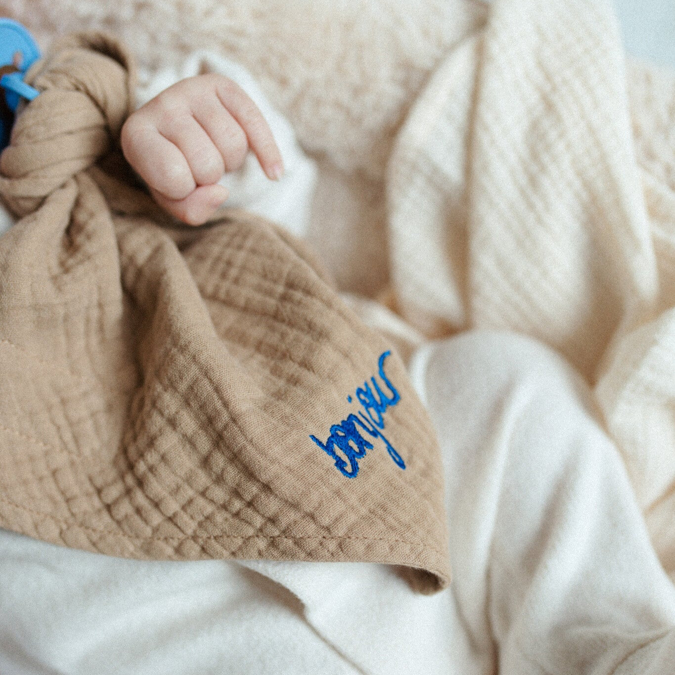 Speendoekje fine brown