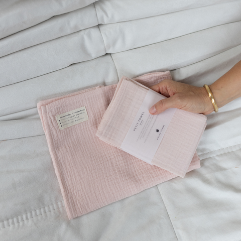 PETIT TOWEL | PINKY PROMISE