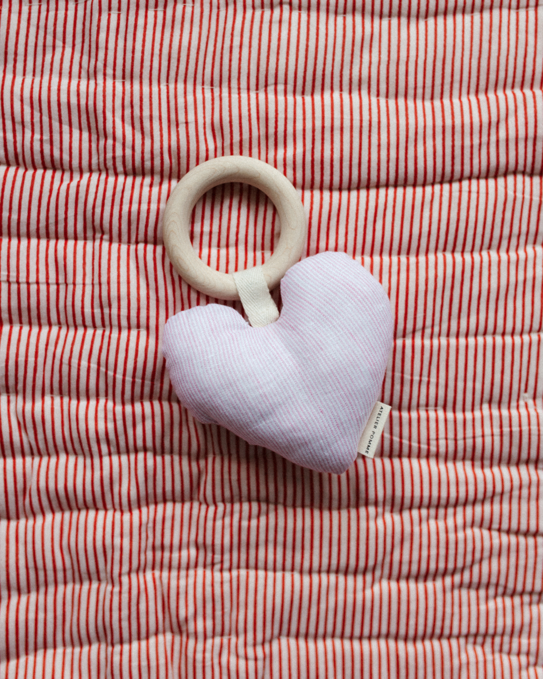 TEETHY HEART | LOVELY LINEN