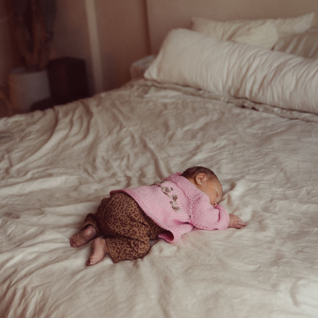 broekje panter bruin baby