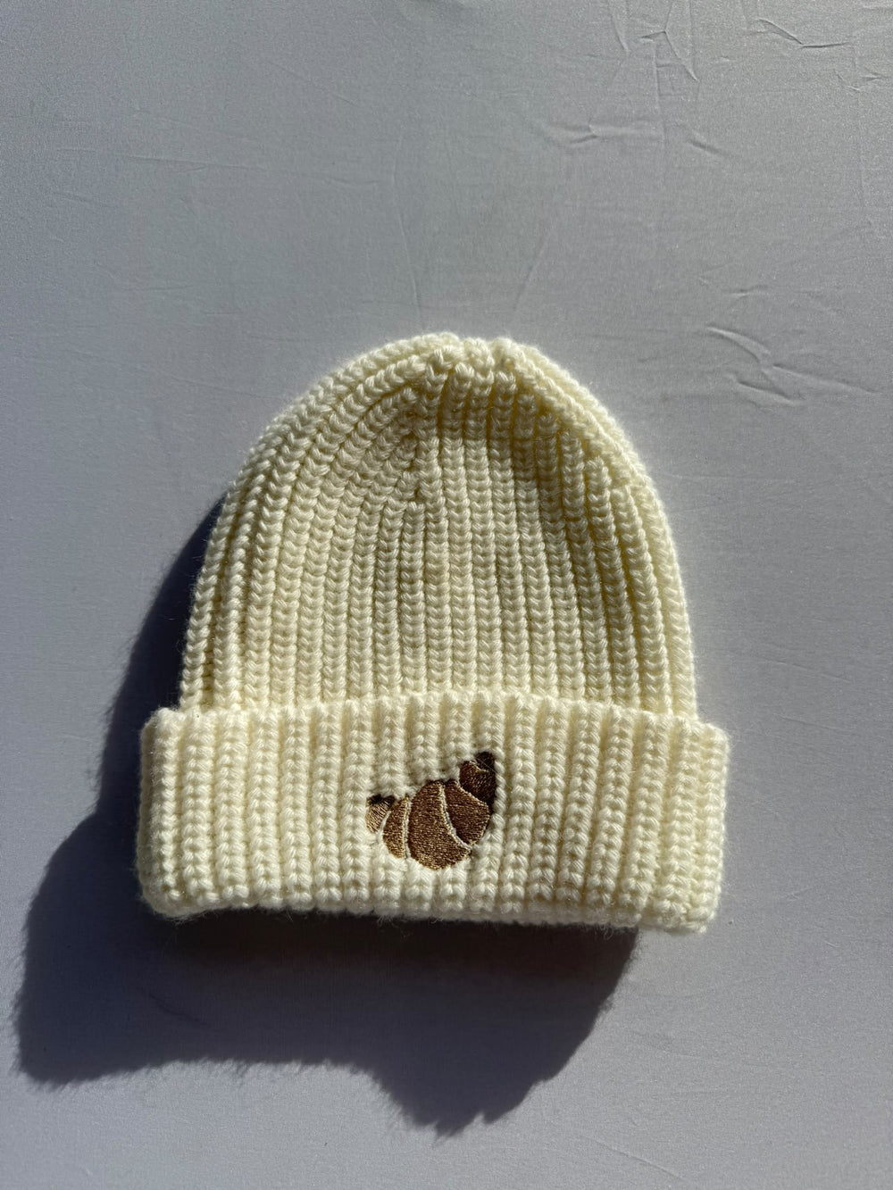 SAMPLE SALE |Beanie Cosy White Croissant 0-6 months