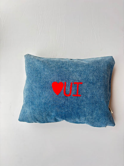 SAMPLE SALE |Denim Pillow OUI