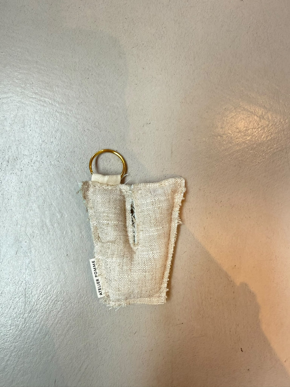 SAMPLE SALE | keychain Lovely V