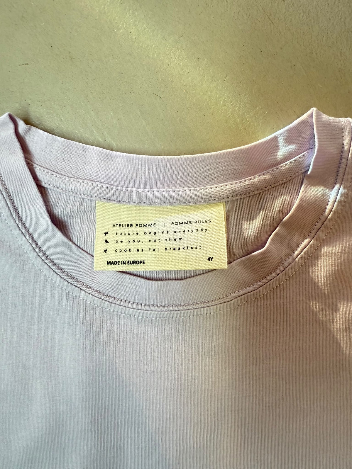 SAMPLE SALE | T-shirt Lucky Lila 4 Years