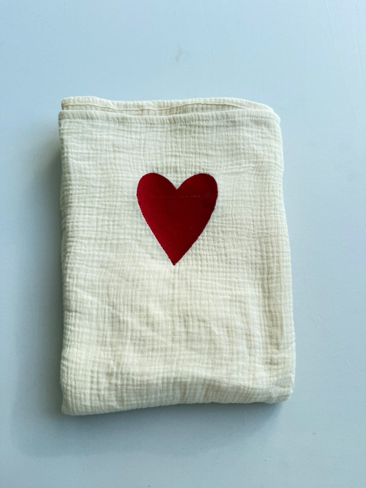 SAMPLE SALE | Giant Swaddle Cosy White Heart