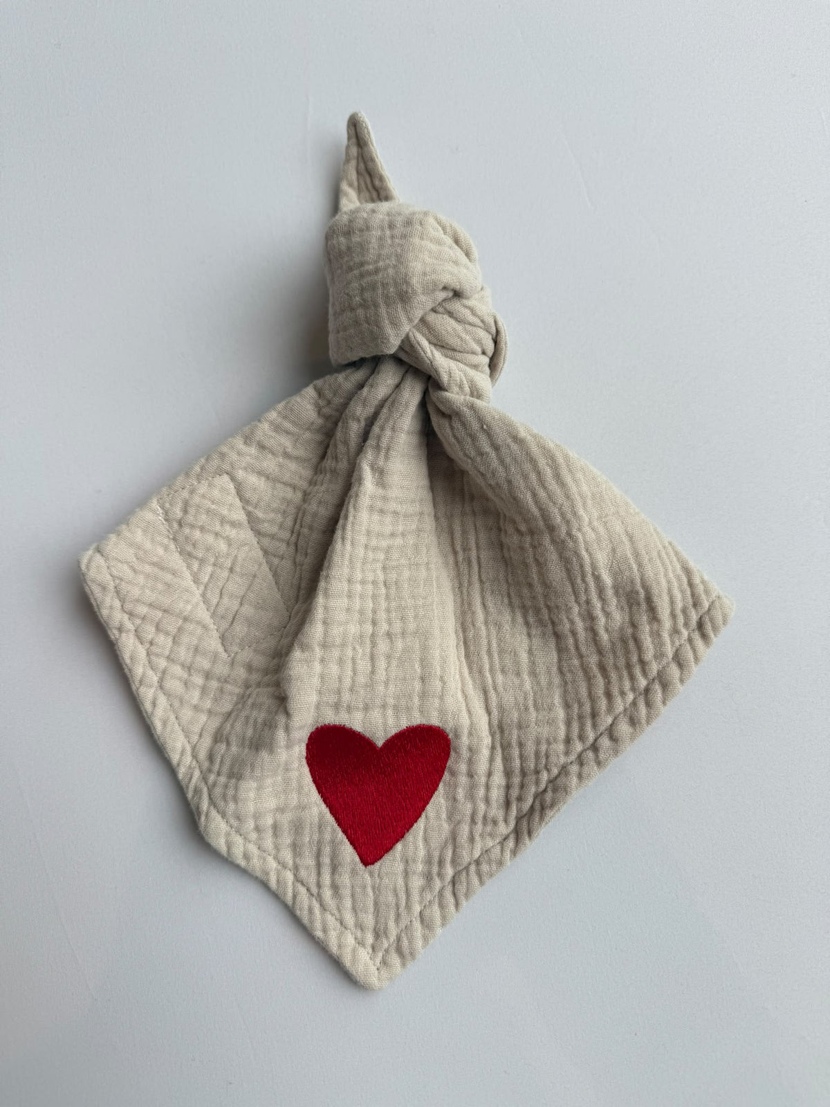 SAMPLE SALE | Cuddle Bonjour Beige Heart