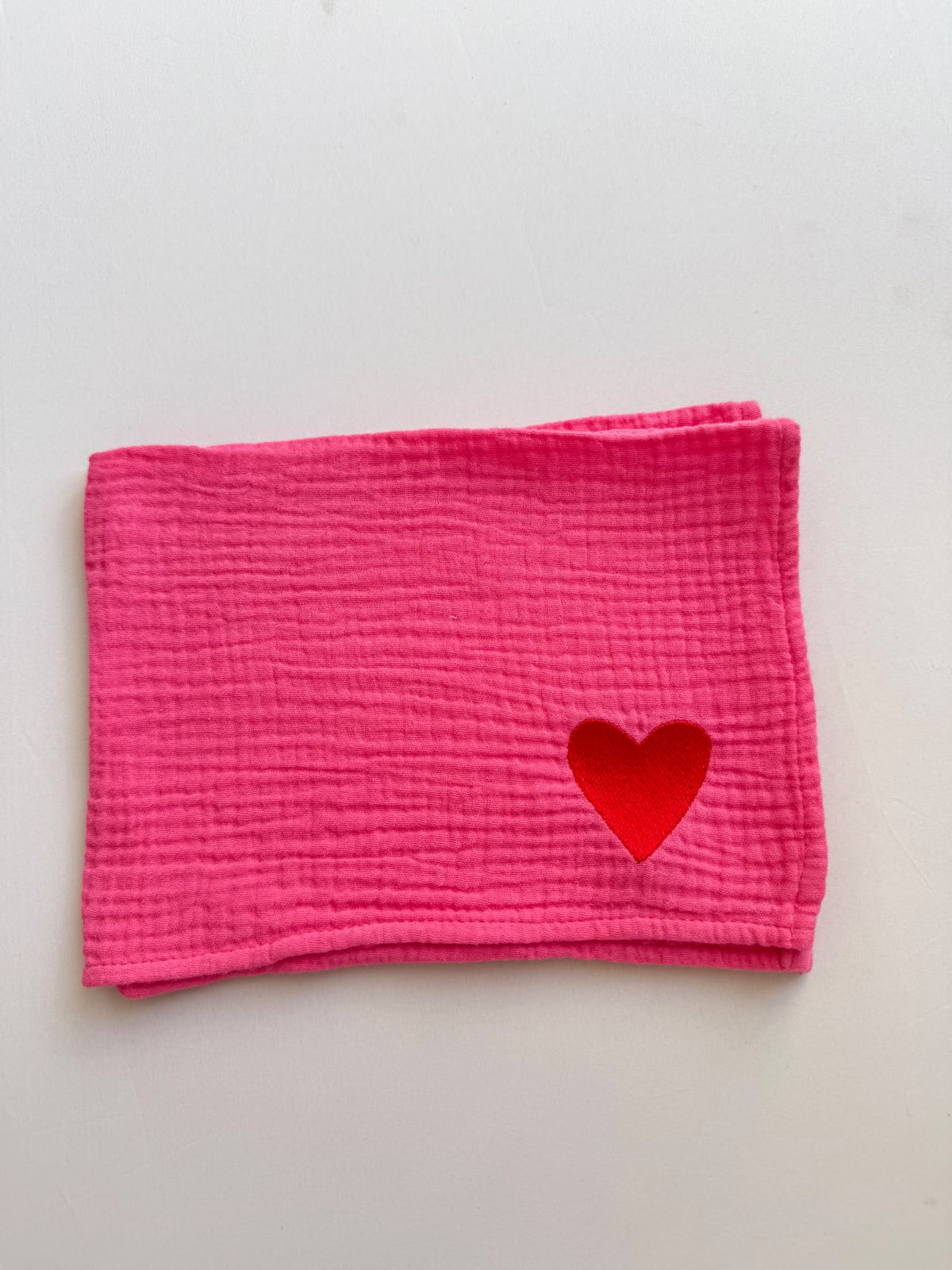 SAMPLE SALE |Petit Towel Blowy Bubbelgum Heart