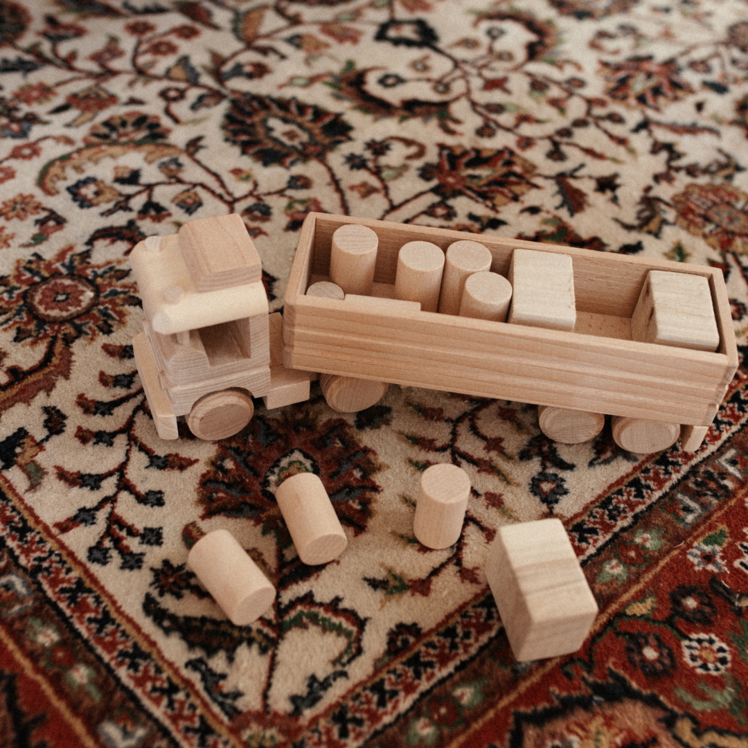 Houten speelgoedtruck 