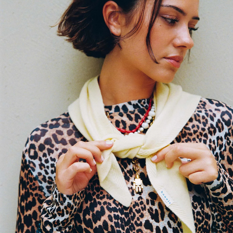 WOOL SCARF