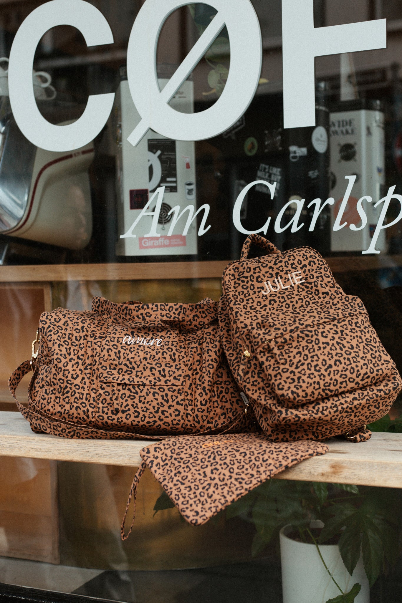 THE FLAT POUCH    |  LEOPARD