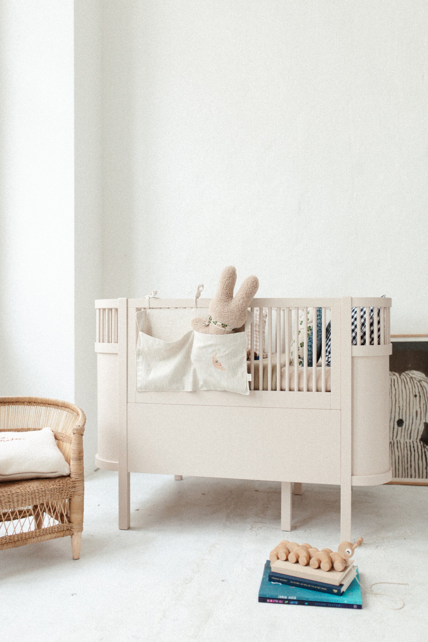 LINEN BED POCKET | BONJOUR BEIGE