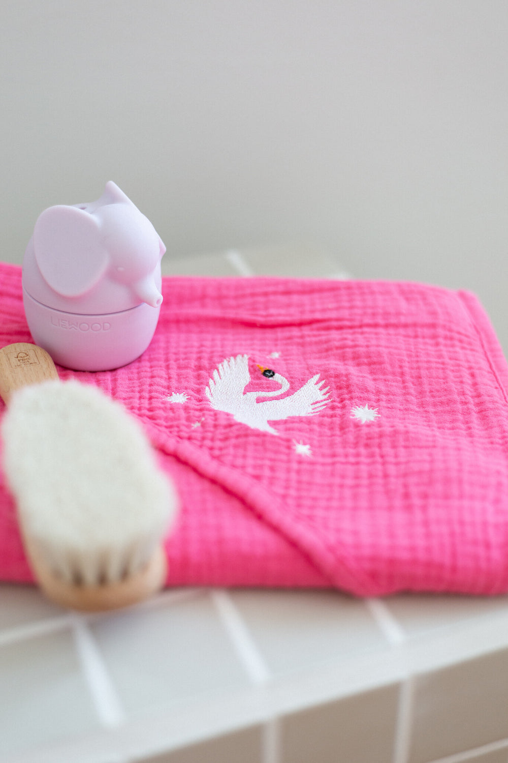 Bath Towel | Blowy Bubblegum