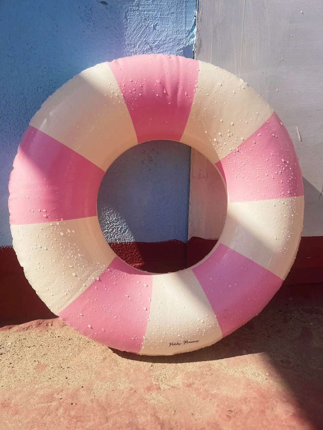 ICONIC FLOATS - BUBBLEGUM