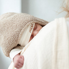 TEENY TINY BEANIE - COSY WHITE