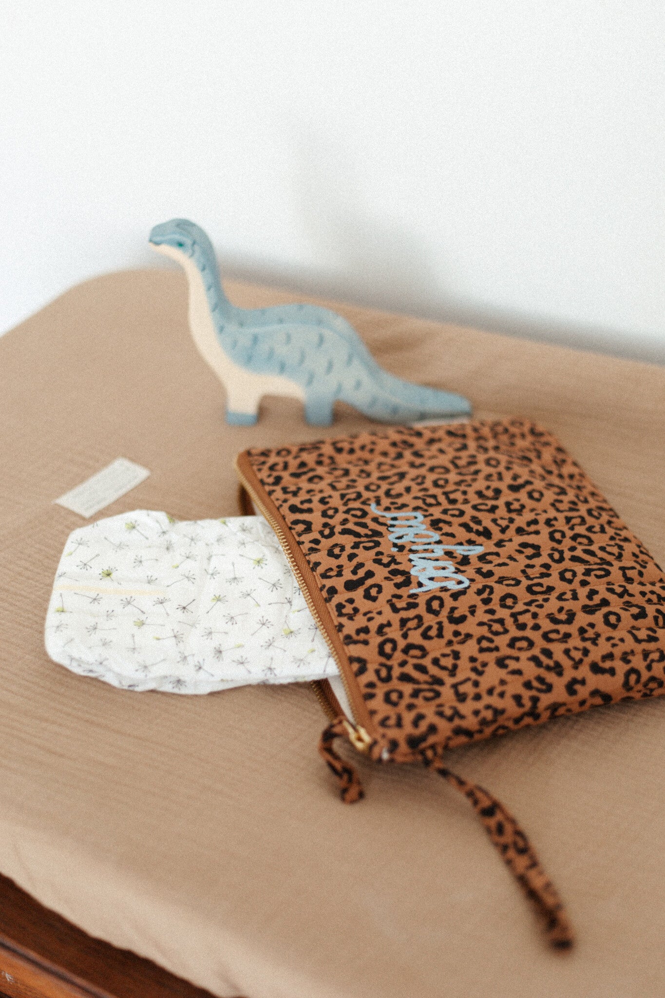 THE FLAT POUCH    |  LEOPARD